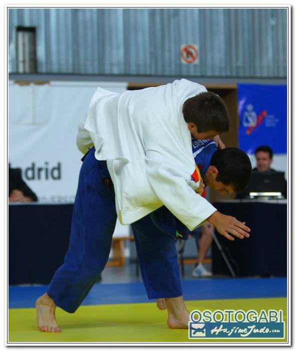CEU 2011 100003